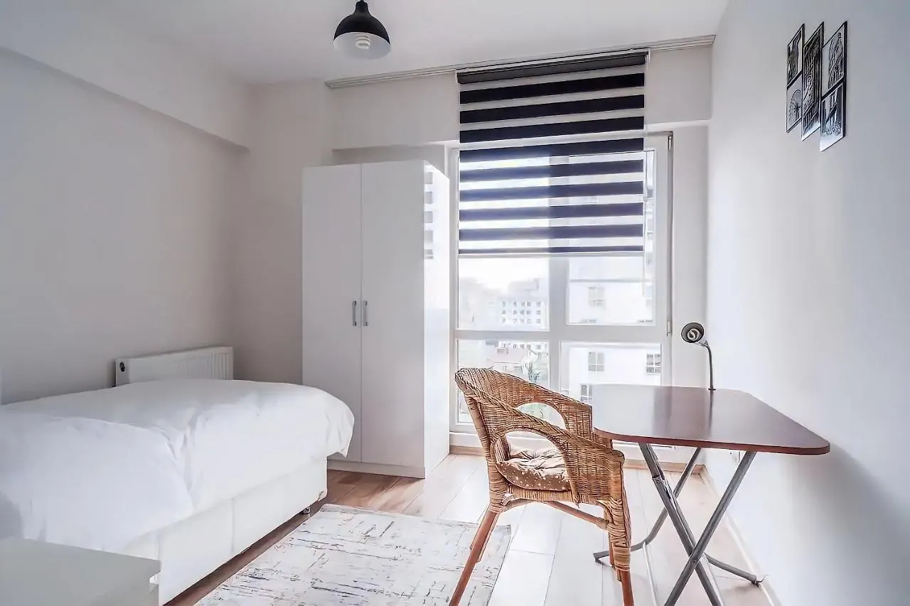 Sea And Lake View In Maltepe Istanbul Apartment